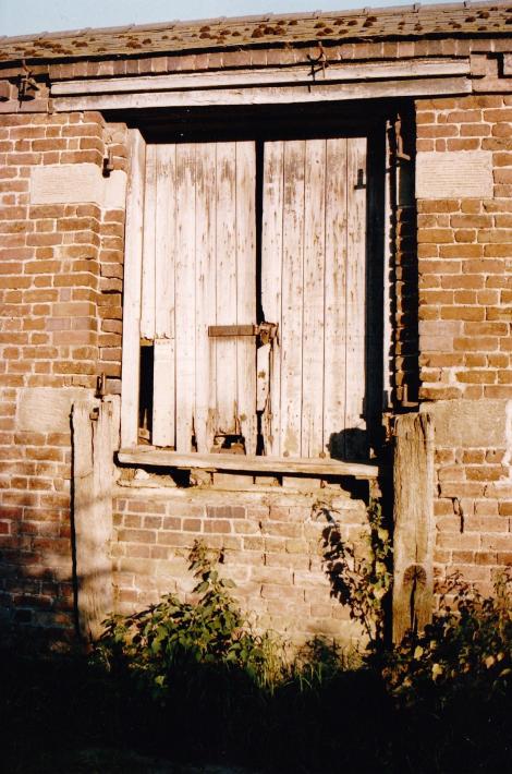 Weston Wharf Warehouse Door, Weston Lullingfields